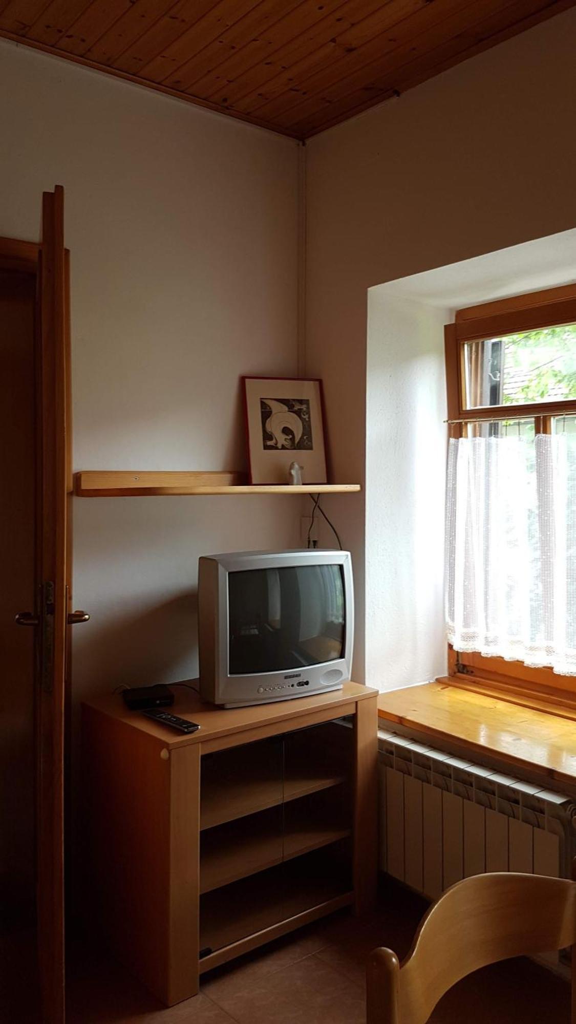 Stres-Less Sunny Apartments Кобарид Номер фото